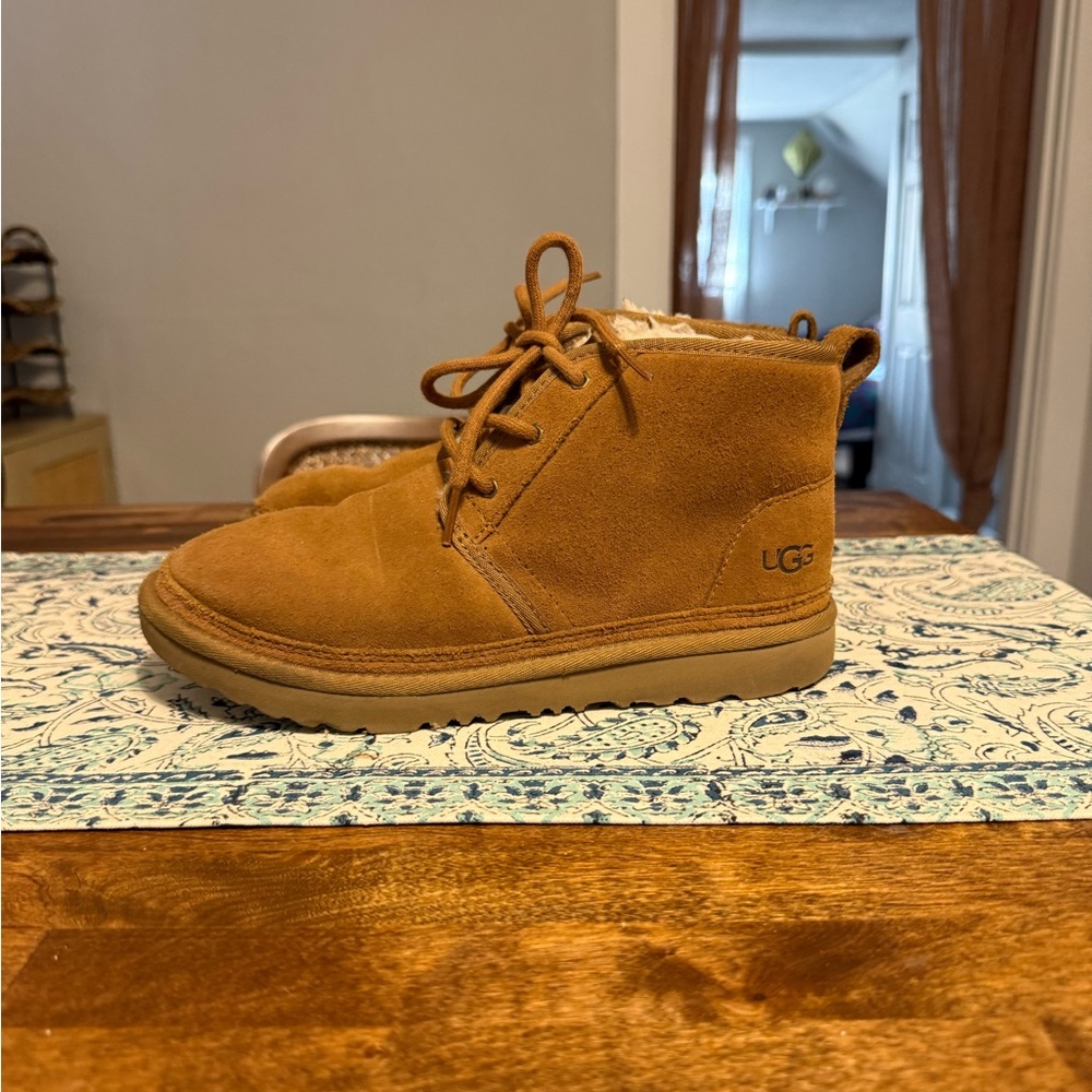 UGG Chestnut neumel boots